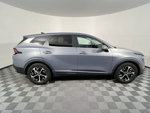 Certified 2024 Kia Sportage EX image 2