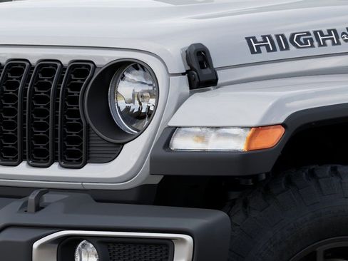New 2025 Jeep Gladiator High Tide image 10