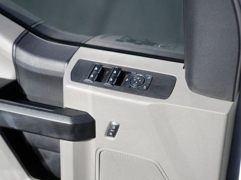 Certified 2019 Ford F350 XL w/ Power Equipment Group image 28