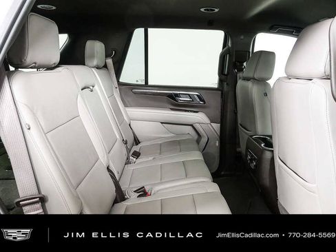 Used 2025 Chevrolet Tahoe LT AWD/4WD image 20