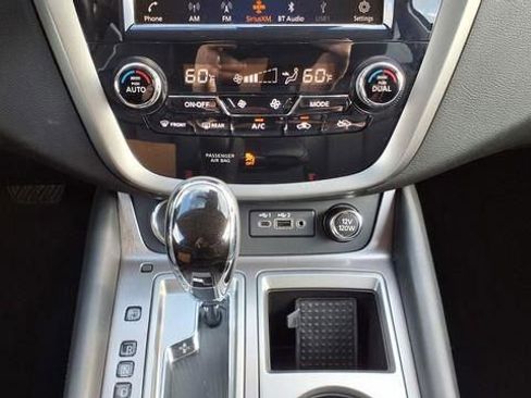 Used 2024 Nissan Murano SV w/ SV Midnight Edition Package image 30