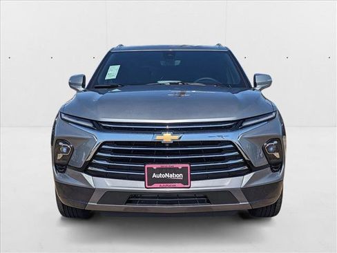 New 2025 Chevrolet Blazer Premier w/ Driver Confidence II Package image 6