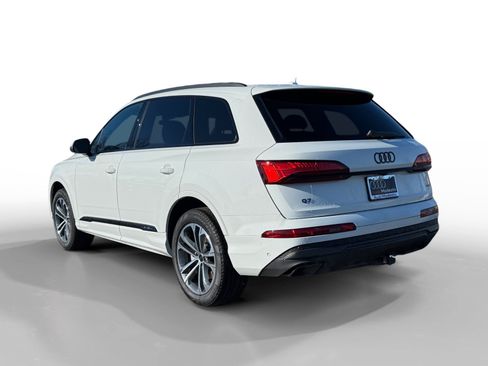 Used 2026 Audi Q7 2.0T Premium Plus w/ Premium Plus Package AWD/4WD image 3