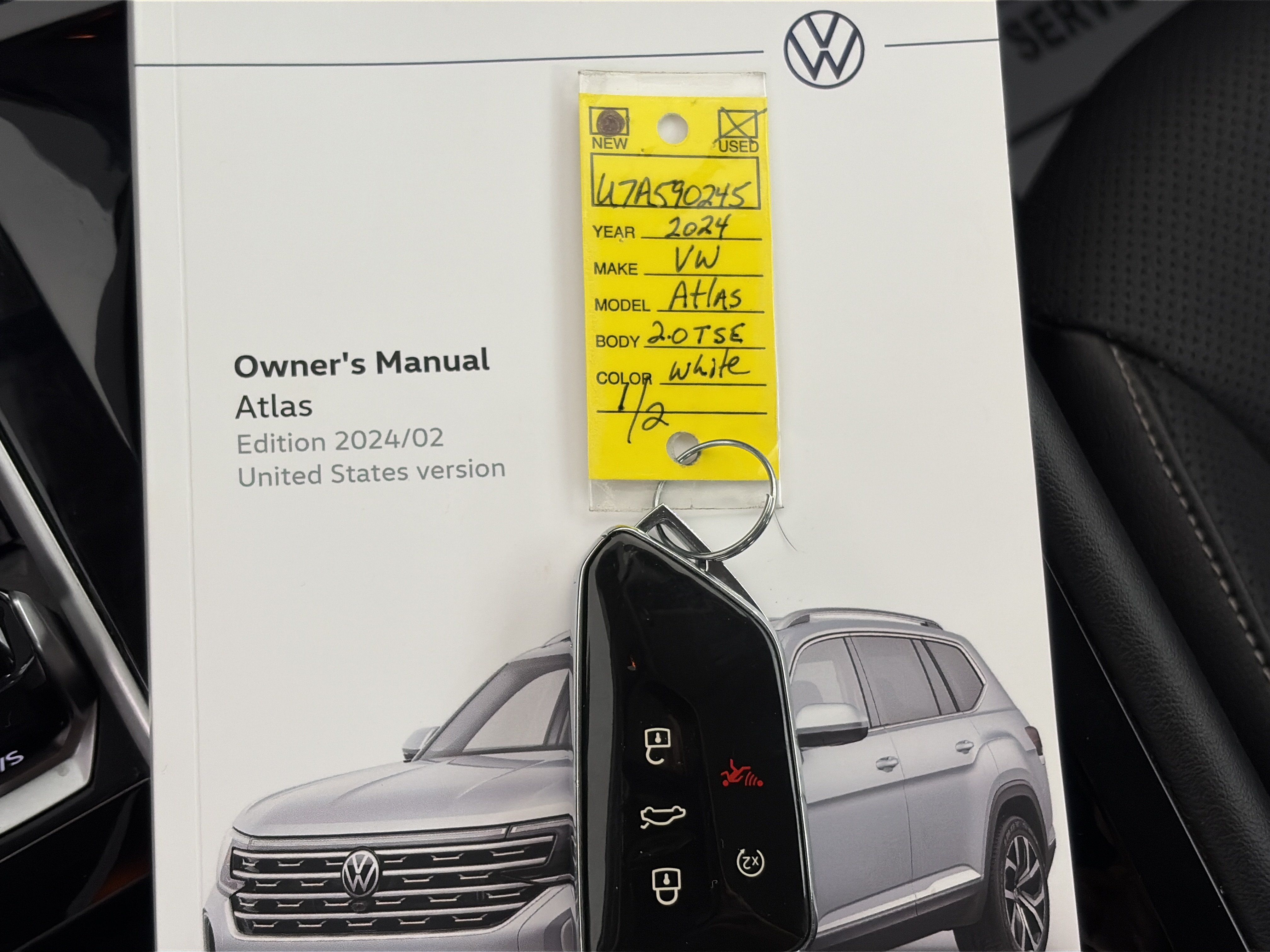 Used 2024 Volkswagen Atlas SE AWD/4WD image 38