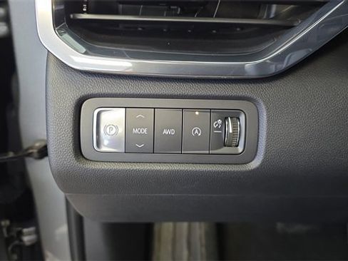 Used 2025 GMC Acadia Elevation image 27