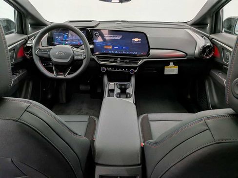New 2026 Chevrolet Equinox EV RS image 16