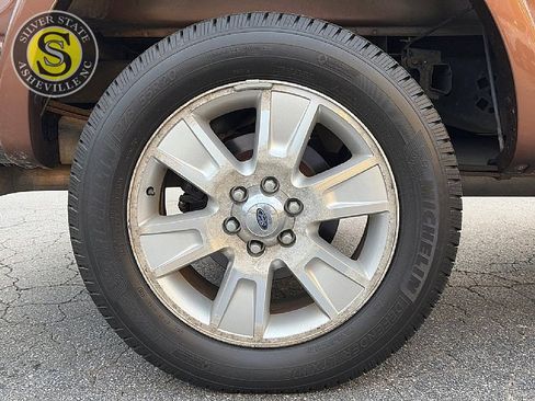 Used 2011 Ford F150 Lariat w/ Lariat Plus Pkg image 9