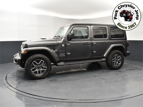 Used 2024 Jeep Wrangler Sahara w/ Technology Group image 3