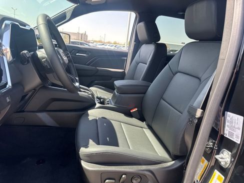New 2026 GMC Canyon Elevation w/ Convenience Package image 16