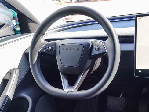 Used 2024 Tesla Model 3 Standard Range image 13