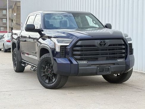 Used 2025 Toyota Tundra SR5 image 2