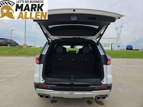 Used 2025 GMC Acadia Denali AWD/4WD image 27