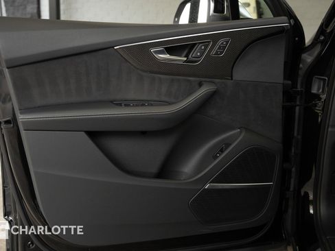 Used 2023 Audi SQ7 Premium Plus w/ Towing Package image 17