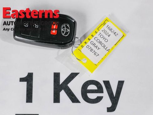 Used 2024 Toyota Corolla Cross LE image 24