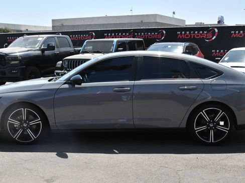 Used 2024 Honda Accord Sport image 4