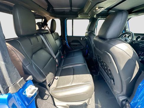 Used 2022 Jeep Wrangler Unlimited Rubicon 4xe w/ Safety Group image 32