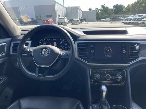 Used 2018 Volkswagen Atlas SEL Premium AWD/4WD image 15