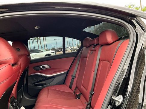 Used 2022 BMW 330i Sedan w/ Premium Package 2 RWD image 6