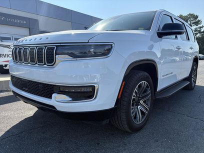 Used 2024 Jeep Wagoneer 4WD w/ Premium Group I