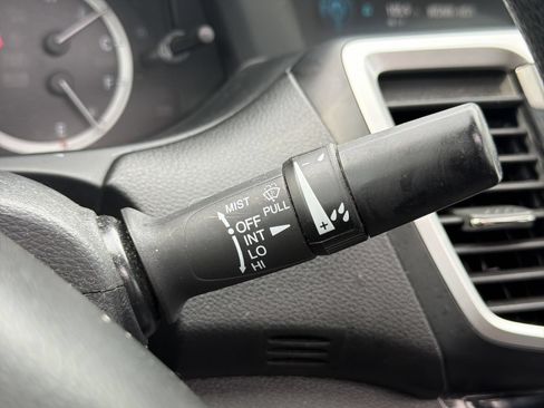 Used 2016 Honda Accord EX image 27