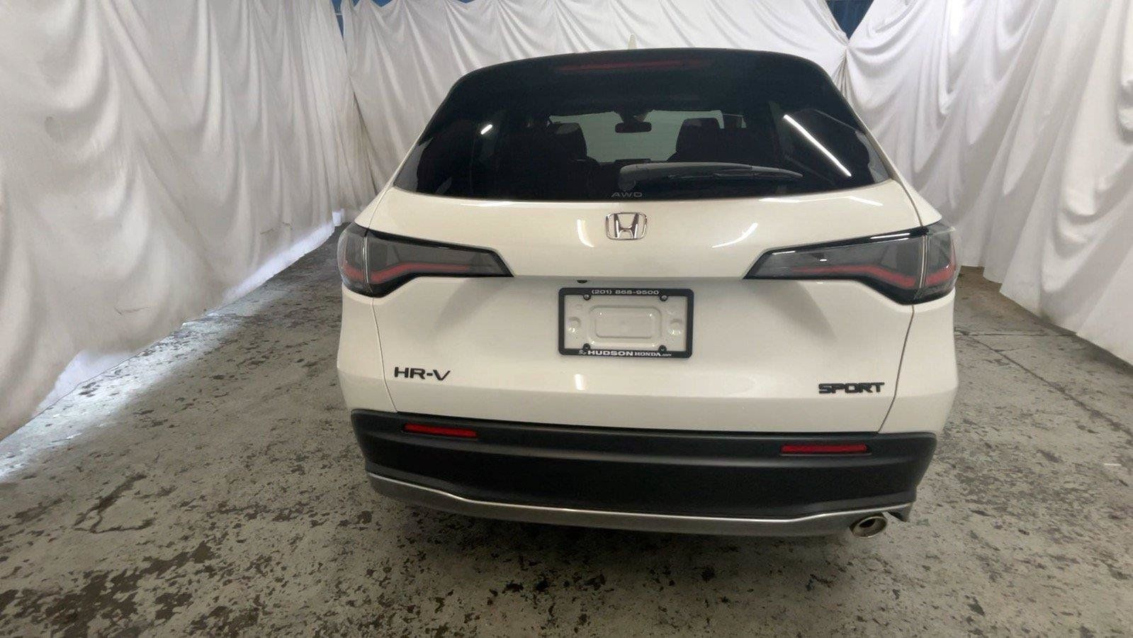Certified 2026 Honda HR-V Sport image 9