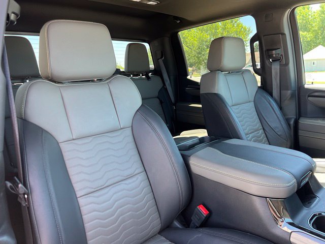 Used 2024 Chevrolet Silverado 1500 ZR2 w/ Technology Package AWD/4WD image 5