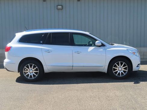 Used 2017 Buick Enclave Leather w/ Trailering Package AWD/4WD image 2