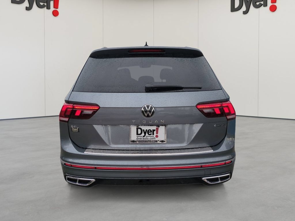 Used 2022 Volkswagen Tiguan SEL R-Line AWD/4WD image 4
