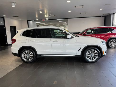Used 2018 BMW X3 xDrive30i image 3