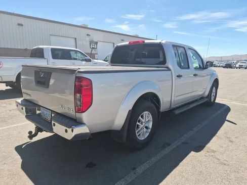 Used 2021 Nissan Frontier SV AWD/4WD image 5