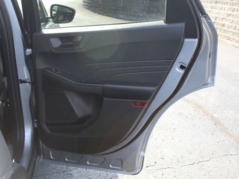 Used 2023 Ford Escape Active image 15