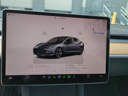 Used 2022 Tesla Model 3 Standard Range RWD image 13