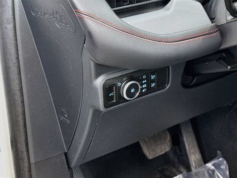 Certified 2025 Ford Explorer ST-Line AWD/4WD image 10