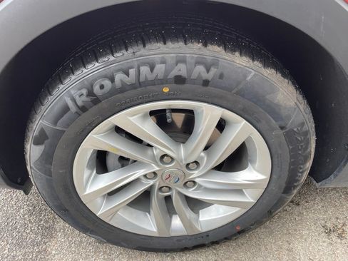 Used 2024 Buick Envista Preferred w/ Convenience II Package FWD image 12