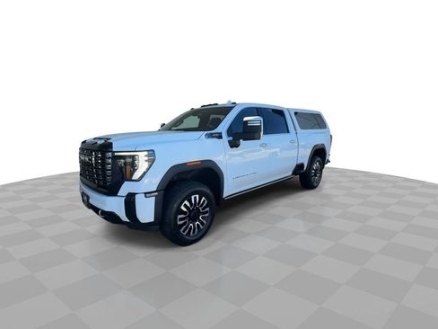 Certified 2026 GMC Sierra 2500 Denali Ultimate AWD/4WD image 4