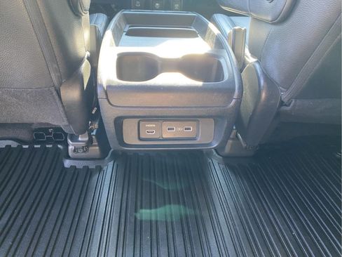 Used 2021 Honda Odyssey Touring image 29