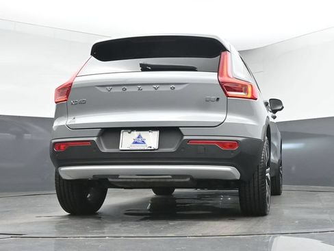Used 2024 Volvo XC40 B5 Plus w/ Climate Package AWD/4WD image 41