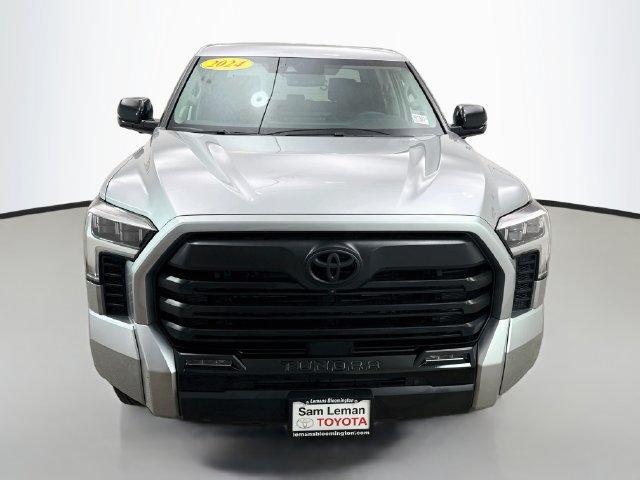 Used 2024 Toyota Tundra Limited AWD/4WD image 2