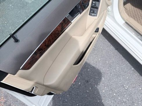 Used 2013 Mercedes-Benz C 300 4MATIC Sedan image 9
