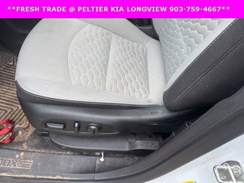 Used 2021 Chevrolet Equinox LS w/ LS Convenience Package image 11