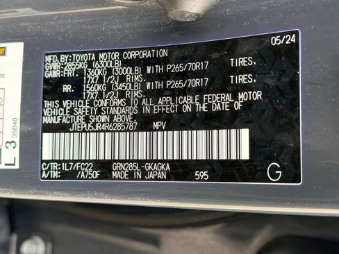 Used 2024 Toyota 4Runner TRD Off-Road image 19