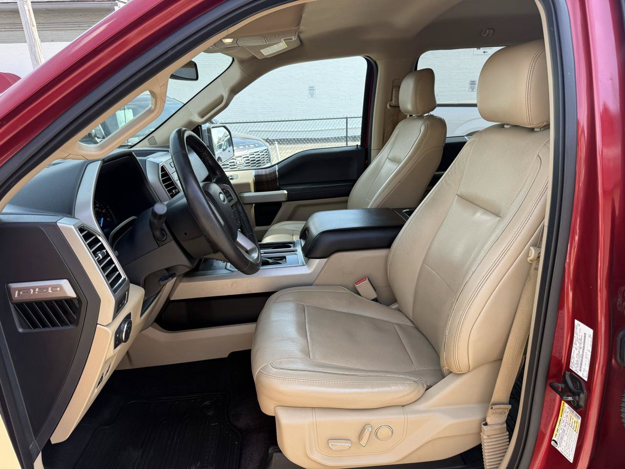 Used 2016 Ford F150 Lariat AWD/4WD image 12