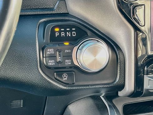 Used 2021 RAM 1500 Laramie AWD/4WD image 17