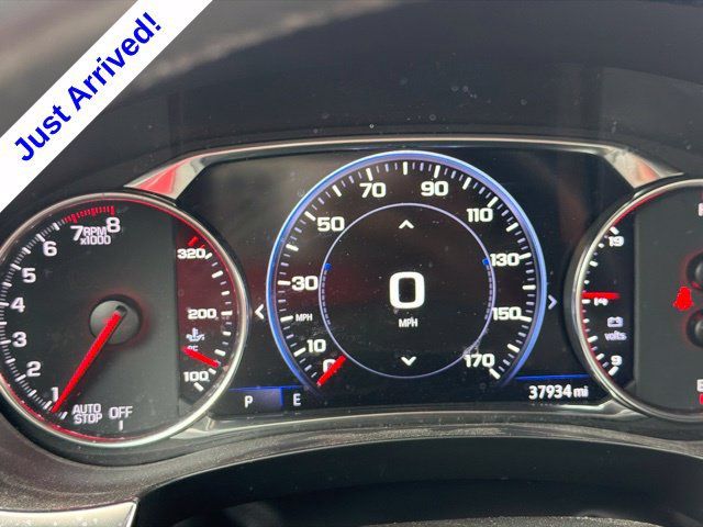 Used 2023 Chevrolet Traverse Premier FWD image 47