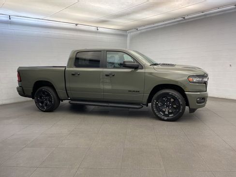 New 2026 RAM 1500 Express AWD/4WD image 2