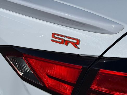 Certified 2023 Nissan Altima 2.5 SR image 8