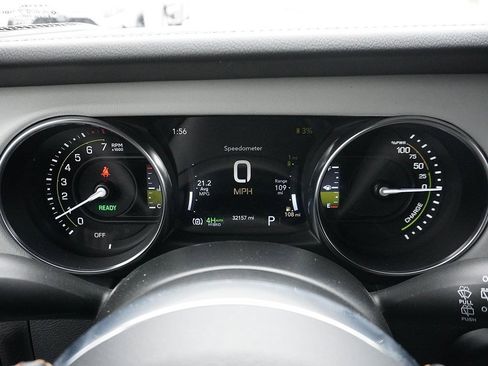 Used 2021 Jeep Wrangler Unlimited Sahara image 43