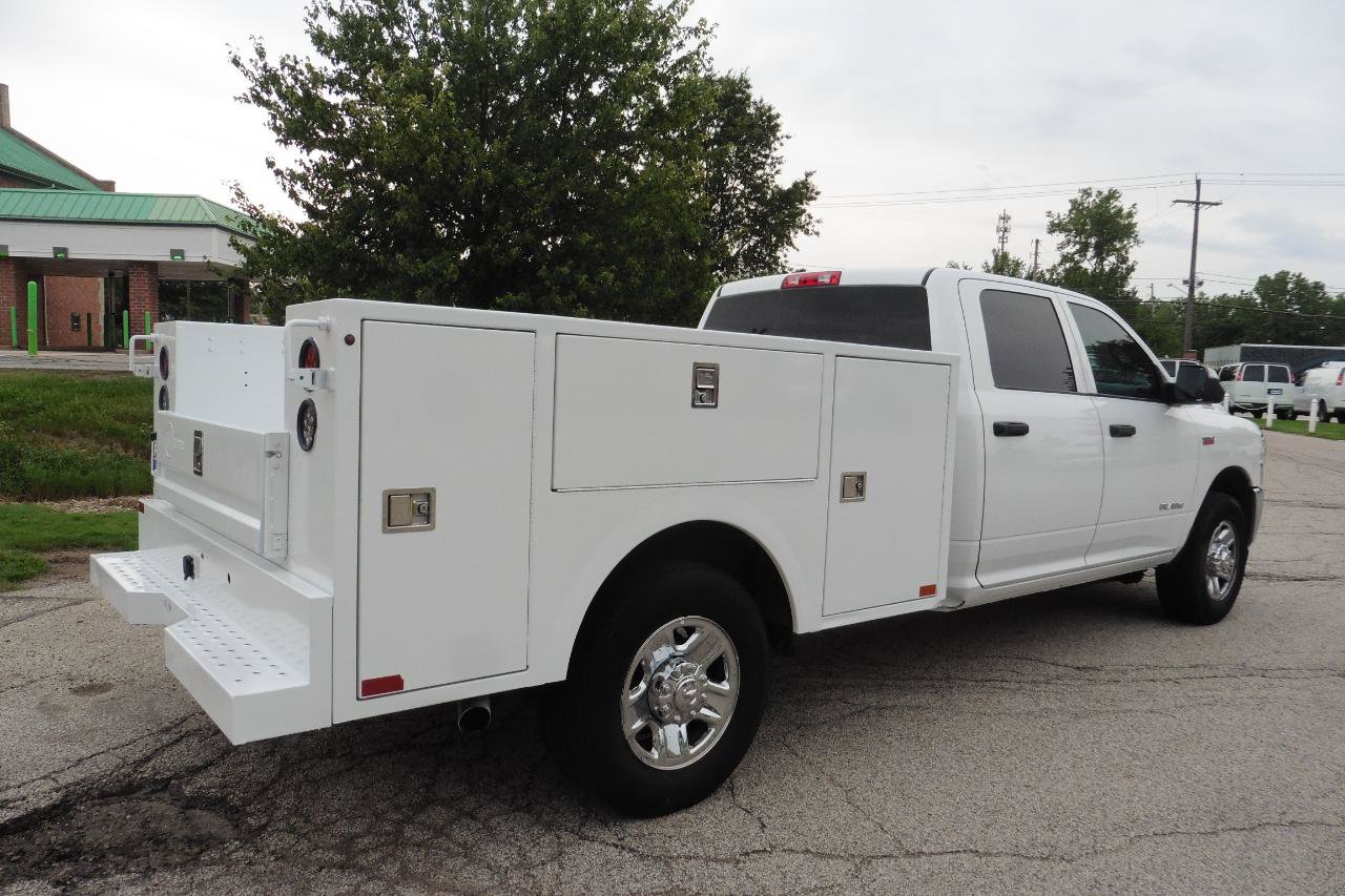 Used 2022 RAM 2500 Tradesman w/ Chrome Appearance Group RWD image 19