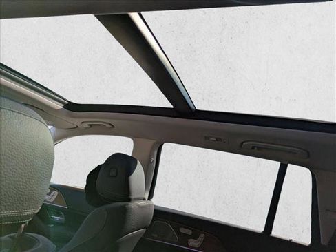 Certified 2026 Mercedes-Benz GLS 450 4MATIC image 17