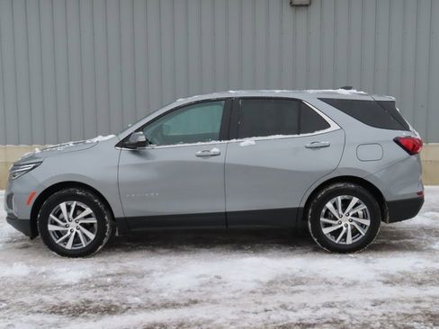 Used 2023 Chevrolet Equinox LT image 7